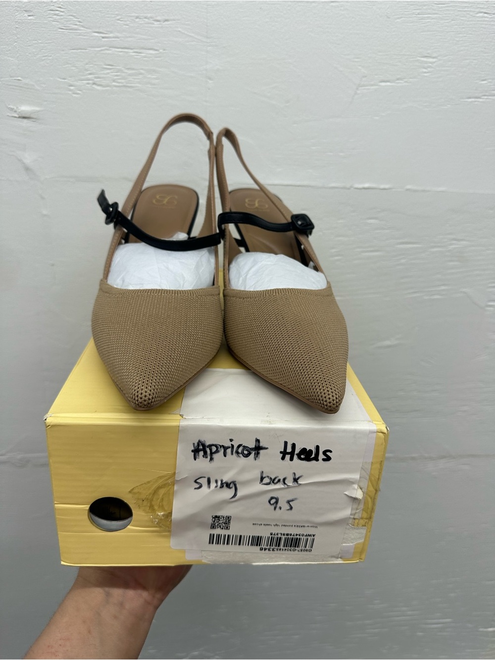 Cosy island apricot/black sling back